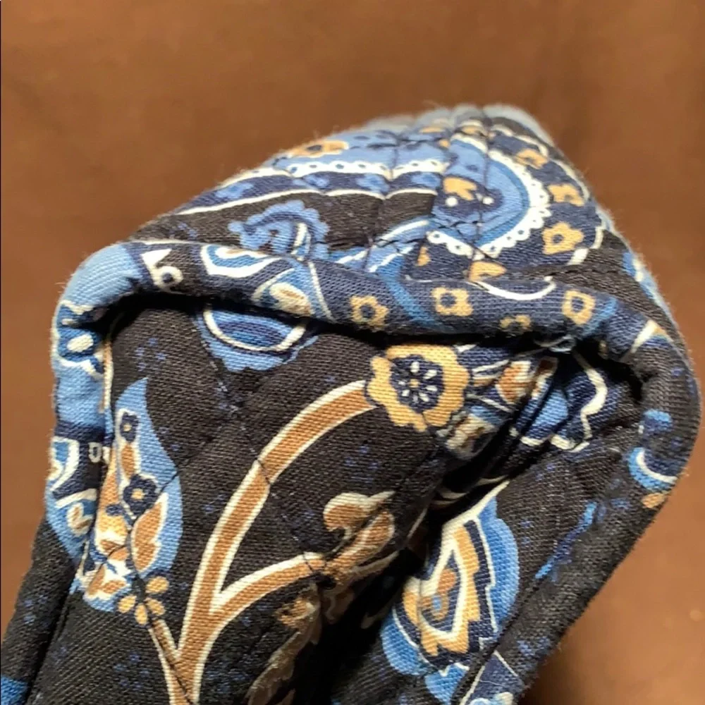 Vera Bradley never used